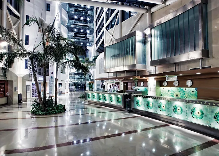 Cornelia De Luxe Resort