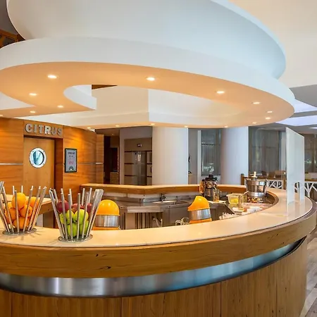 Resort Cornelia De Luxe 5*