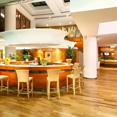 Cornelia De Luxe Resort