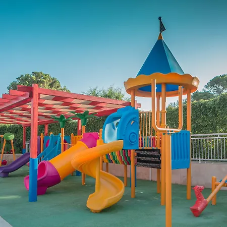 Complex Cornelia De Luxe