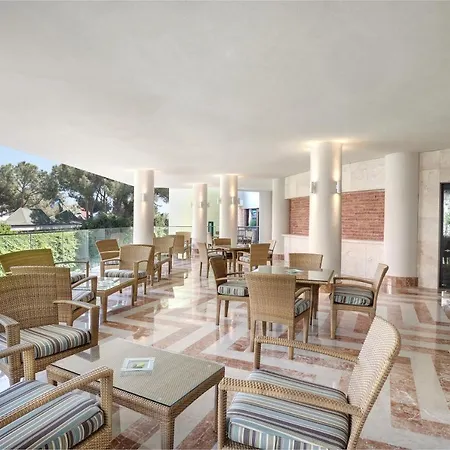 Cornelia De Luxe Station touristique