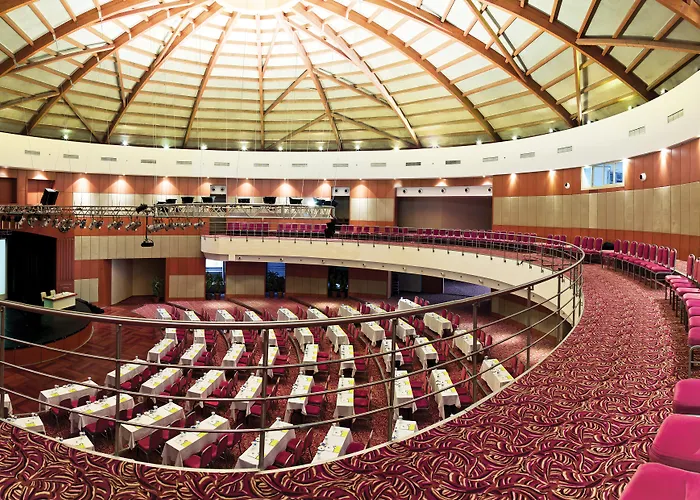 Cornelia De Luxe 리조트