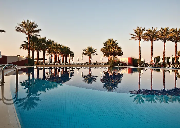 리조트 Cornelia De Luxe 5*