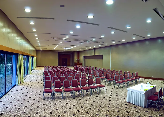 리조트 Cornelia De Luxe 5*