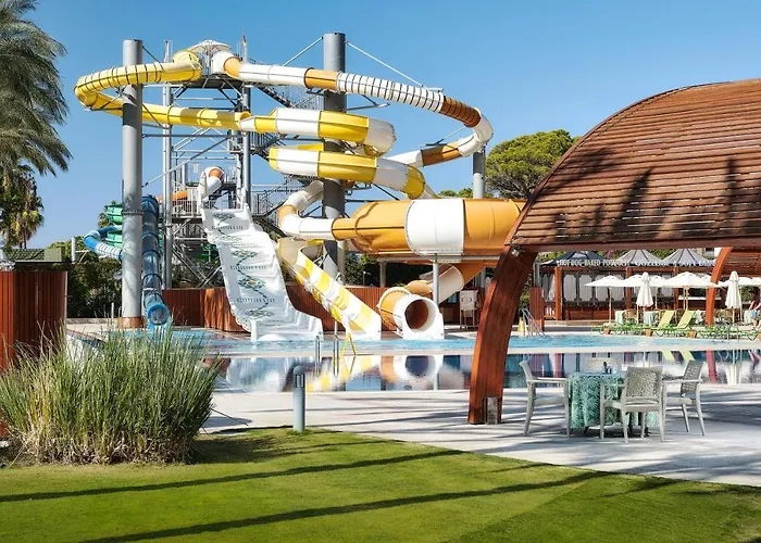 Cornelia De Luxe 베렉