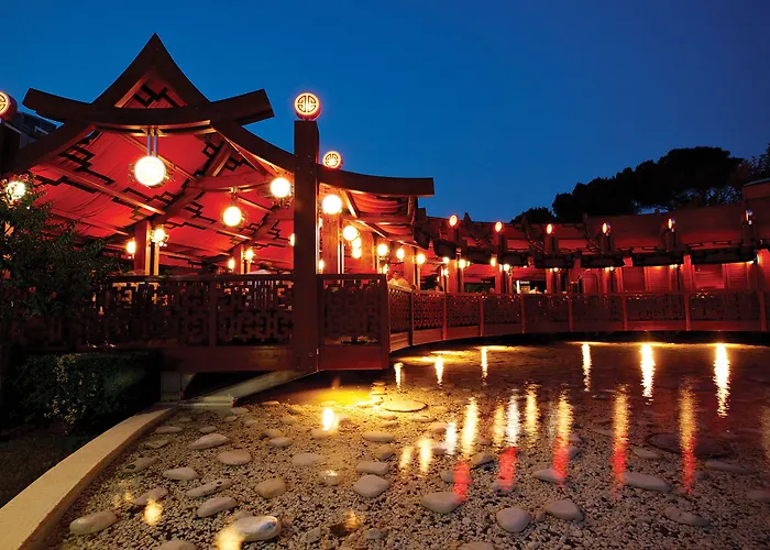 Cornelia De Luxe 베렉